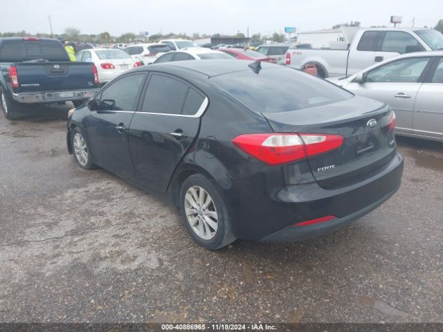 Photo 2 VIN: KNAFX4A80F5271375 - KIA FORTE 