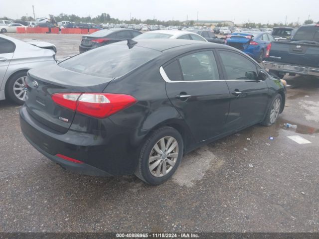 Photo 3 VIN: KNAFX4A80F5271375 - KIA FORTE 