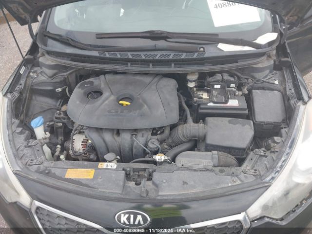 Photo 9 VIN: KNAFX4A80F5271375 - KIA FORTE 