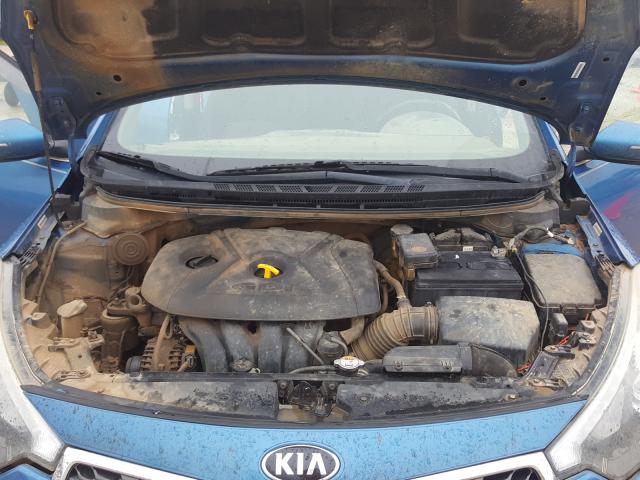 Photo 6 VIN: KNAFX4A80F5370746 - KIA FORTE EX 