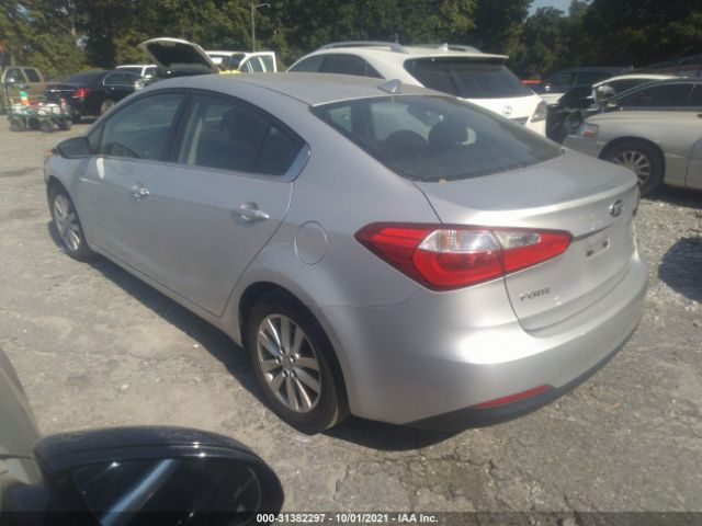 Photo 2 VIN: KNAFX4A80F5392097 - KIA FORTE 