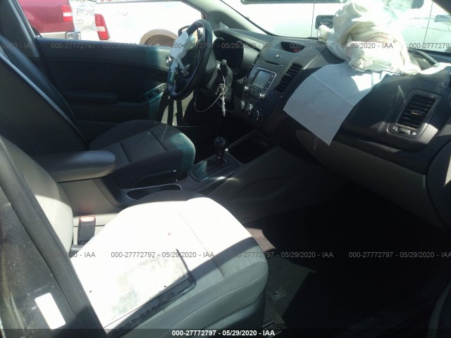 Photo 4 VIN: KNAFX4A80G5450811 - KIA FORTE 