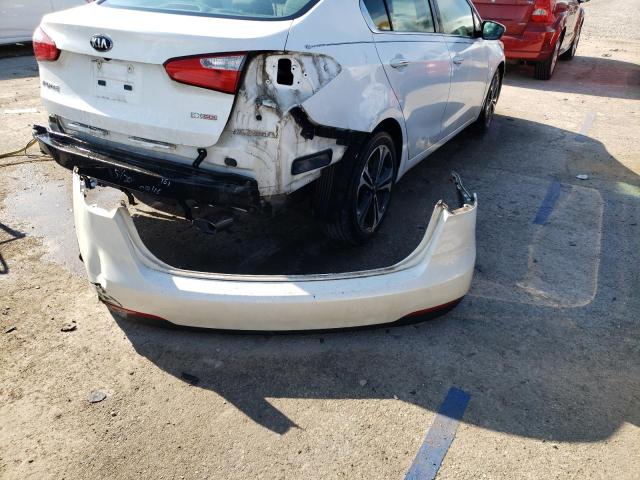 Photo 11 VIN: KNAFX4A81E5089313 - KIA FORTE EX 