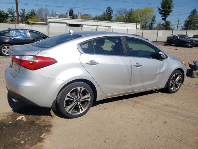 Photo 2 VIN: KNAFX4A81E5147629 - KIA FORTE EX 