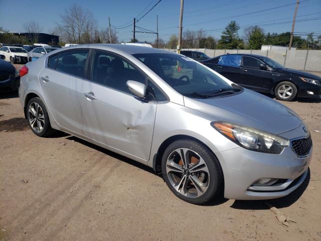 Photo 3 VIN: KNAFX4A81E5147629 - KIA FORTE EX 