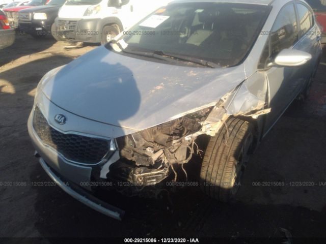 Photo 5 VIN: KNAFX4A81E5231711 - KIA FORTE 