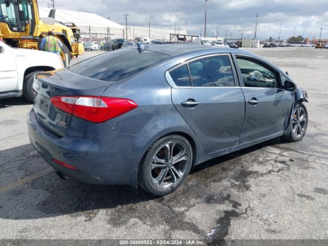 Photo 3 VIN: KNAFX4A81E5236522 - KIA FORTE 