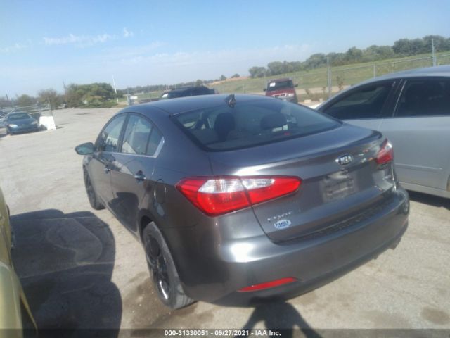 Photo 2 VIN: KNAFX4A81F5282806 - KIA FORTE 