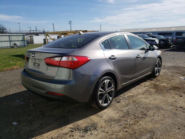 Photo 3 VIN: KNAFX4A81F5283874 - KIA FORTE EX 