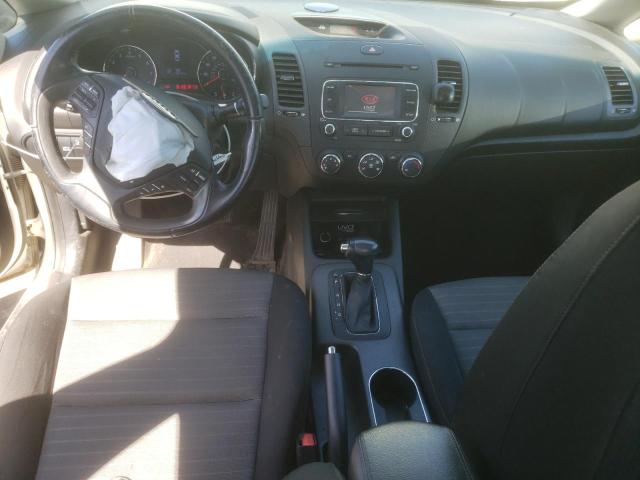 Photo 7 VIN: KNAFX4A81F5335553 - KIA FORTE EX 