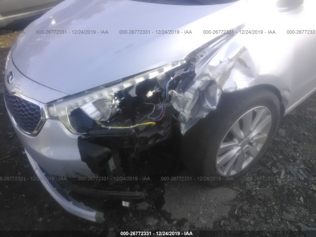 Photo 5 VIN: KNAFX4A81F5391153 - KIA FORTE 