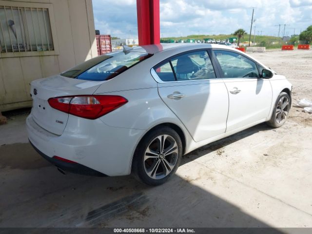 Photo 3 VIN: KNAFX4A81G5553381 - KIA FORTE 