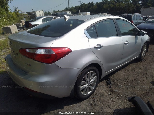 Photo 3 VIN: KNAFX4A82E5059379 - KIA FORTE 