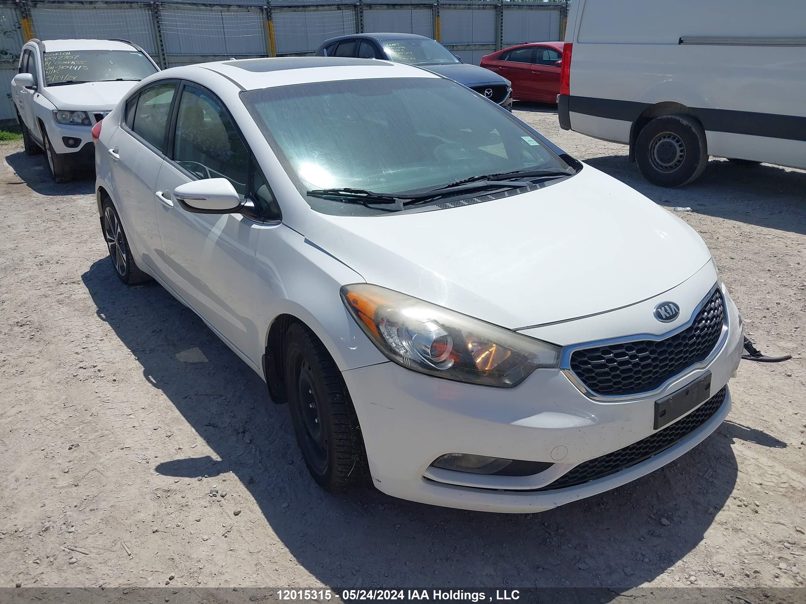 Photo 0 VIN: KNAFX4A82E5111450 - KIA FORTE 