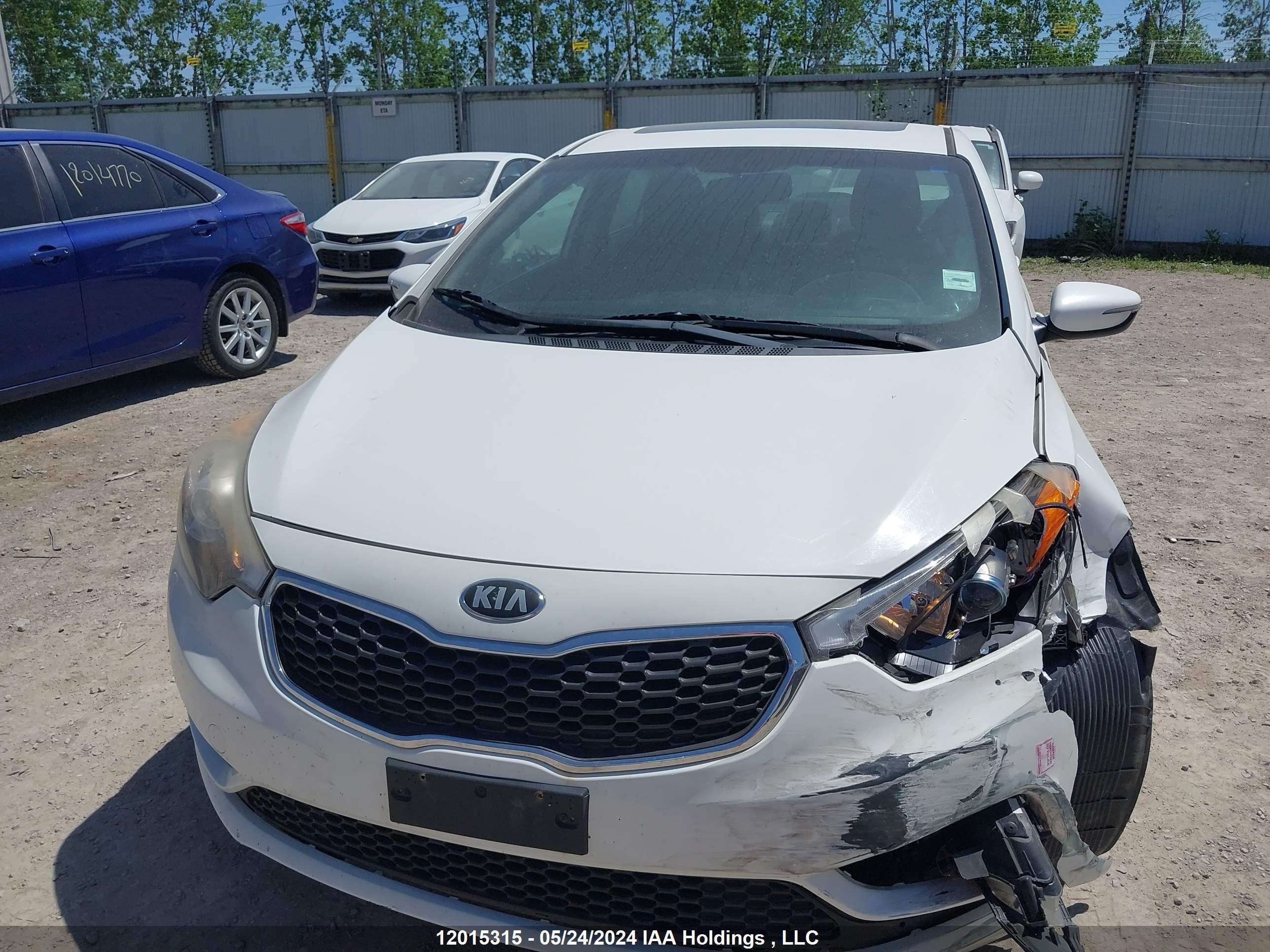 Photo 11 VIN: KNAFX4A82E5111450 - KIA FORTE 