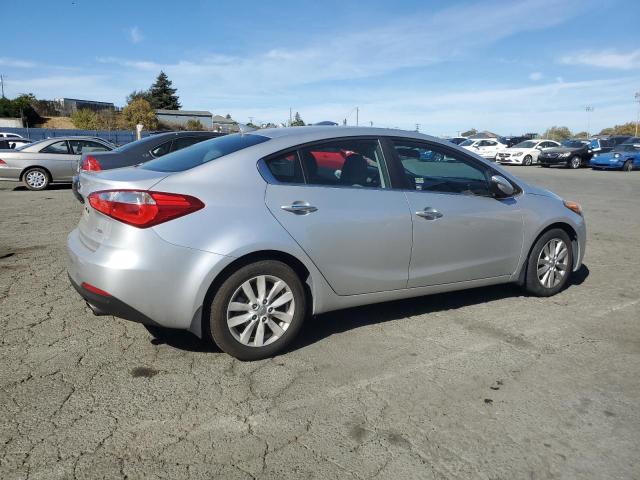 Photo 2 VIN: KNAFX4A82E5127910 - KIA FORTE EX 