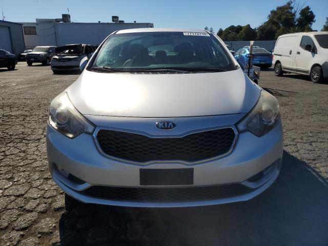 Photo 4 VIN: KNAFX4A82E5127910 - KIA FORTE EX 