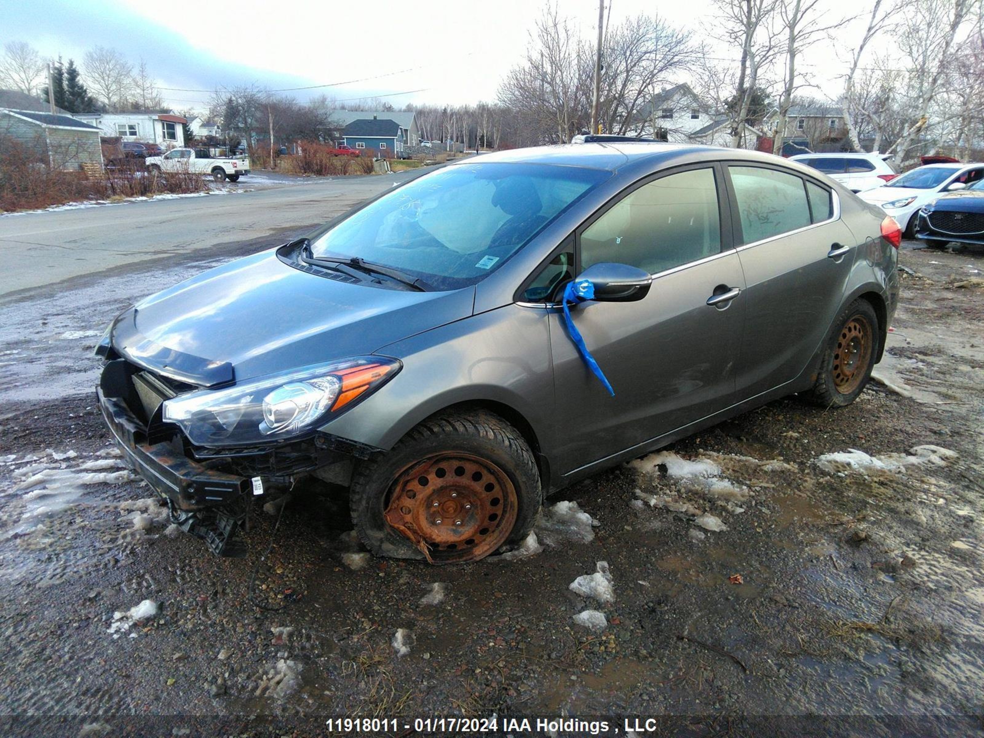 Photo 2 VIN: KNAFX4A82E5179716 - KIA FORTE 