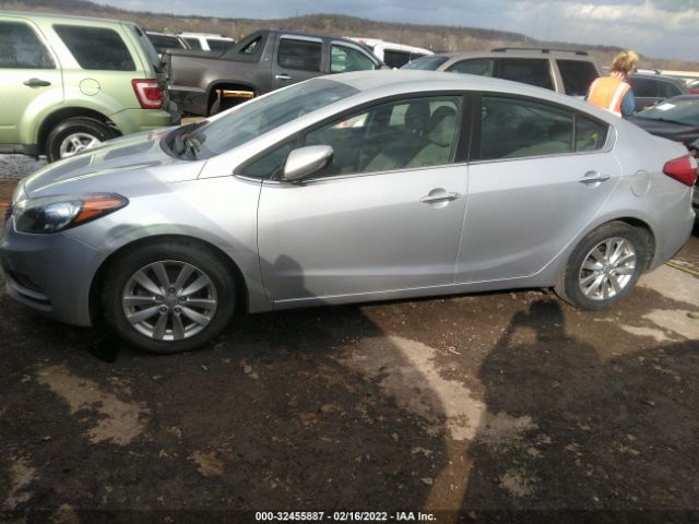 Photo 1 VIN: KNAFX4A82F5305588 - KIA FORTE 