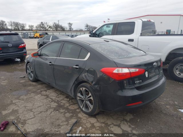 Photo 2 VIN: KNAFX4A82F5307843 - KIA FORTE 