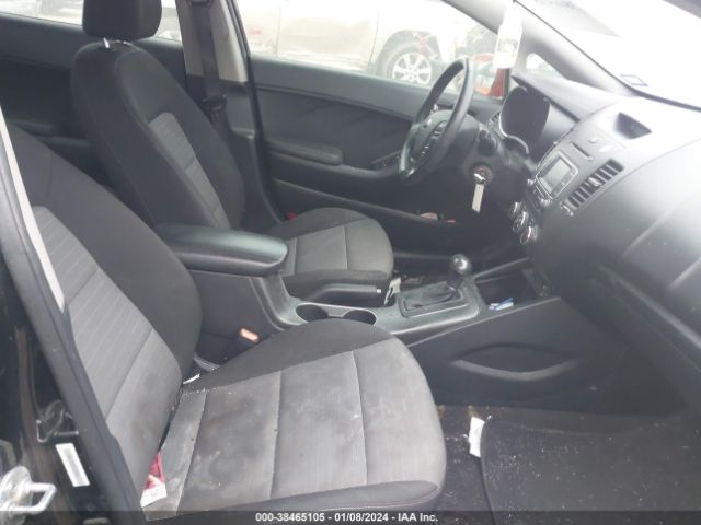 Photo 4 VIN: KNAFX4A82F5307843 - KIA FORTE 