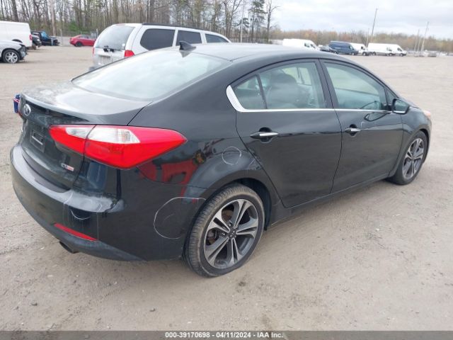 Photo 3 VIN: KNAFX4A82F5317983 - KIA FORTE 