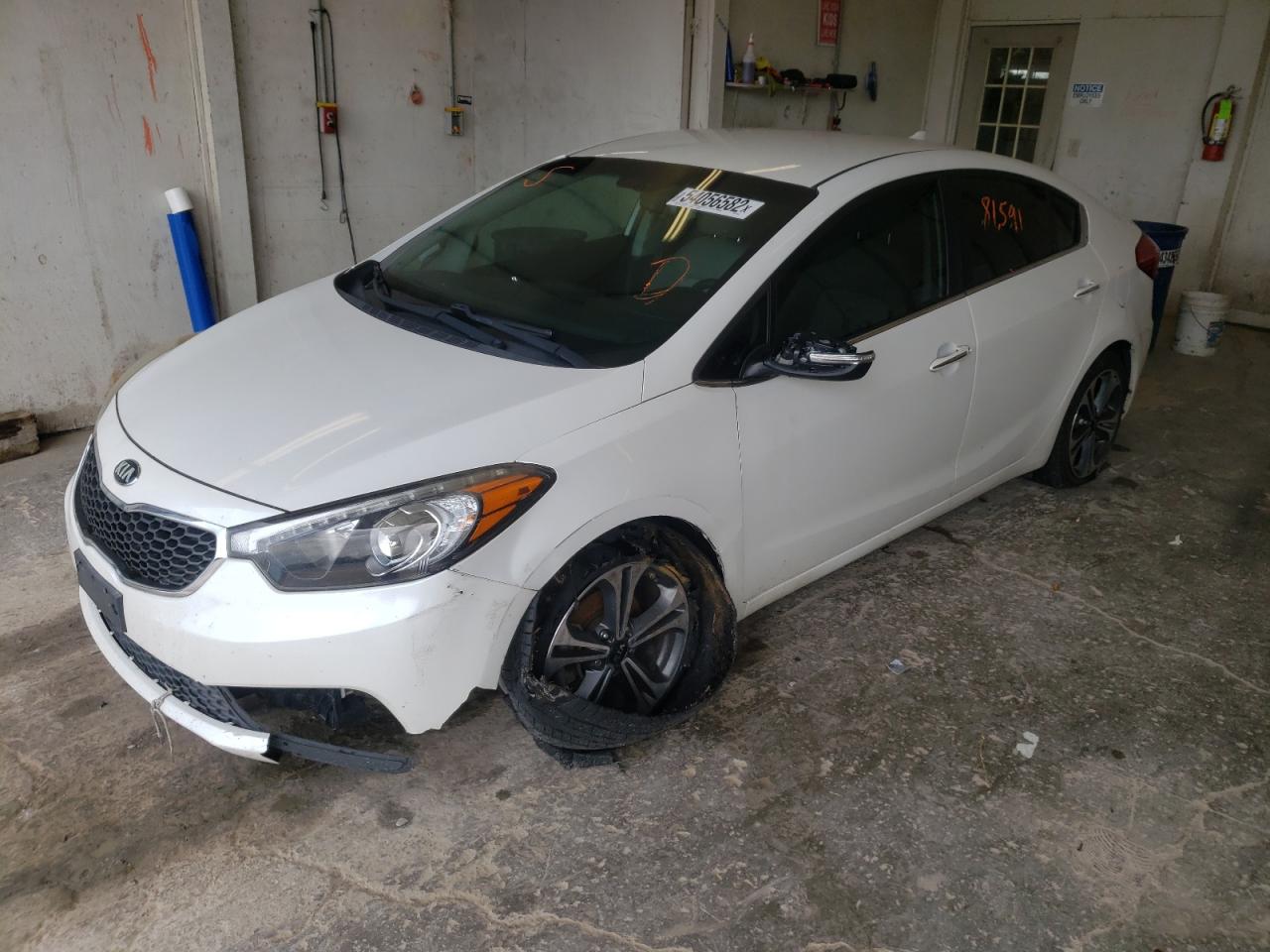 Photo 1 VIN: KNAFX4A82F5352040 - KIA FORTE 