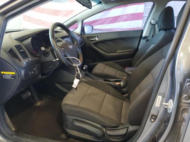 Photo 6 VIN: KNAFX4A82F5389461 - KIA FORTE EX 