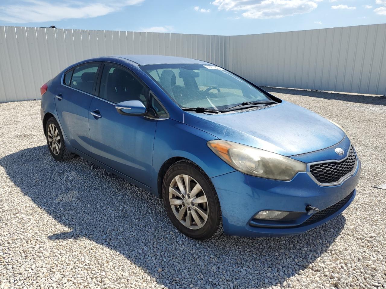 Photo 3 VIN: KNAFX4A83E5090088 - KIA FORTE 