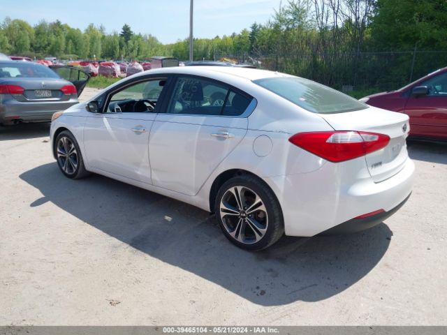 Photo 2 VIN: KNAFX4A83E5099275 - KIA FORTE 