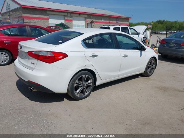 Photo 3 VIN: KNAFX4A83E5099275 - KIA FORTE 