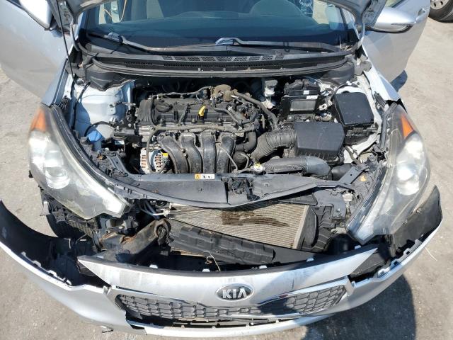 Photo 6 VIN: KNAFX4A83E5156705 - KIA FORTE EX 