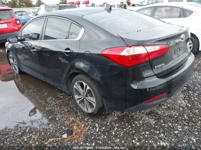 Photo 2 VIN: KNAFX4A83F5271208 - KIA FORTE 