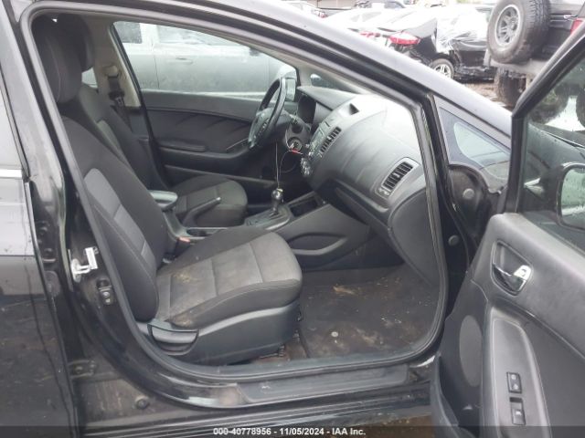 Photo 4 VIN: KNAFX4A83F5271208 - KIA FORTE 