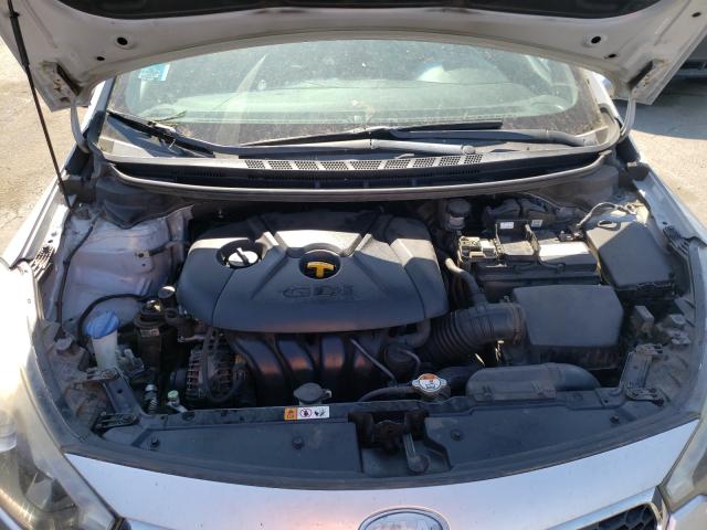 Photo 6 VIN: KNAFX4A84E5073011 - KIA FORTE 