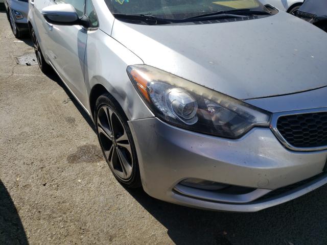 Photo 8 VIN: KNAFX4A84E5073011 - KIA FORTE 