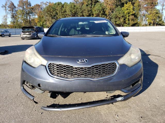 Photo 4 VIN: KNAFX4A84E5082842 - KIA FORTE EX 