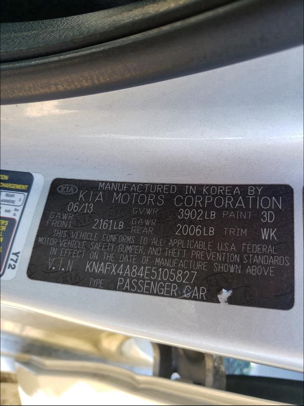 Photo 9 VIN: KNAFX4A84E5105827 - KIA FORTE EX 