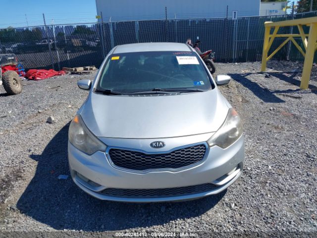 Photo 5 VIN: KNAFX4A84F5263585 - KIA FORTE 