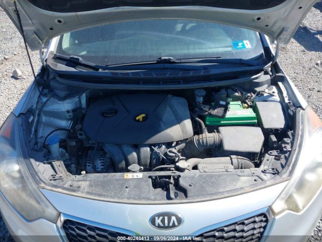 Photo 9 VIN: KNAFX4A84F5263585 - KIA FORTE 