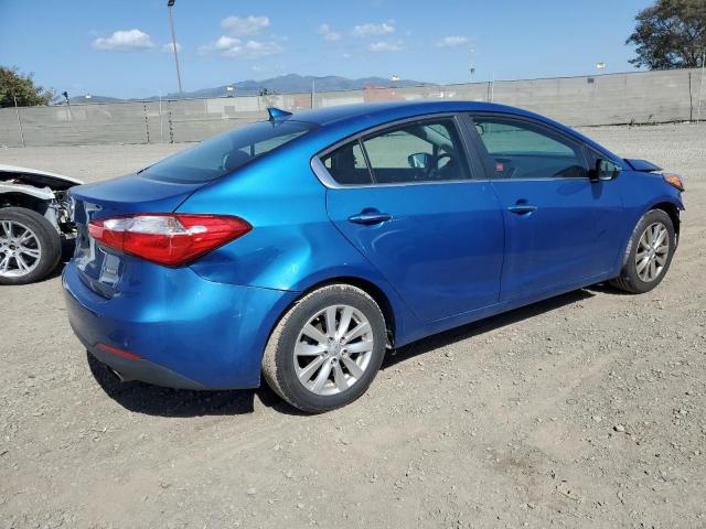 Photo 2 VIN: KNAFX4A84F5267622 - KIA FORTE 