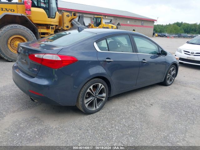 Photo 3 VIN: KNAFX4A84F5283819 - KIA FORTE 