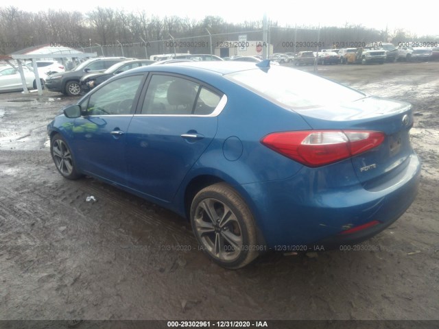 Photo 2 VIN: KNAFX4A84F5283867 - KIA FORTE 