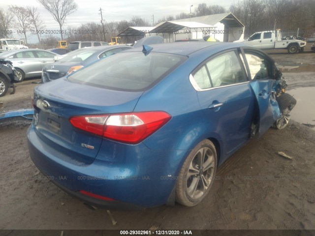 Photo 3 VIN: KNAFX4A84F5283867 - KIA FORTE 