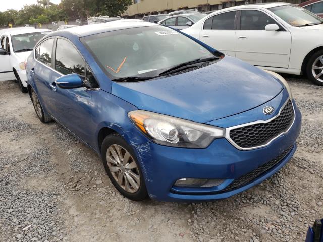 Photo 0 VIN: KNAFX4A84F5332808 - KIA FORTE EX 