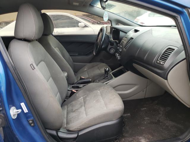 Photo 4 VIN: KNAFX4A84F5332808 - KIA FORTE EX 