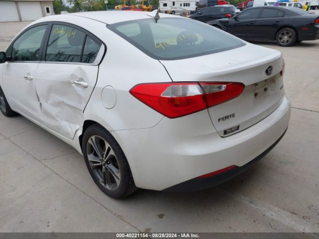 Photo 2 VIN: KNAFX4A84F5335059 - KIA FORTE 