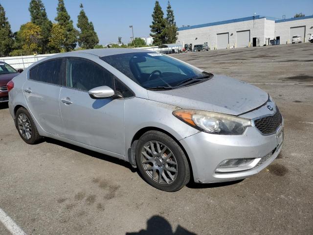 Photo 3 VIN: KNAFX4A84F5337832 - KIA FORTE EX 