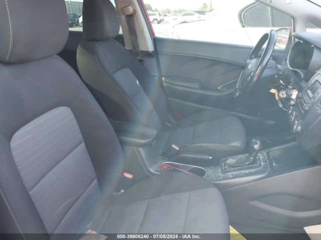 Photo 4 VIN: KNAFX4A84F5349804 - KIA FORTE 