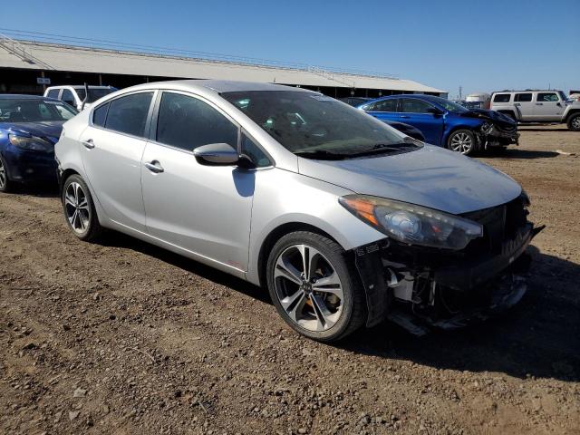 Photo 3 VIN: KNAFX4A84F5359328 - KIA FORTE EX 